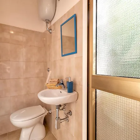 아파트 Lemons View - Con Ampia Terrazza *