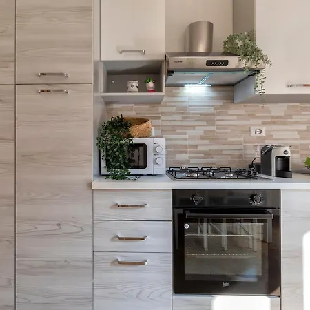 Lemons View - Con Ampia Terrazza Daire